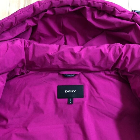 DKNY Women's Puffer Jacket in Vibrant Pink - M - Picture 10 of 10